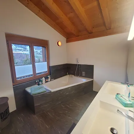 ヴィラ Edles Einfamilienhaus Mit Wirlpool Saas im Prattigau