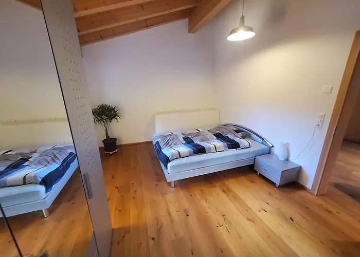 Edles Einfamilienhaus Mit Wirlpool *